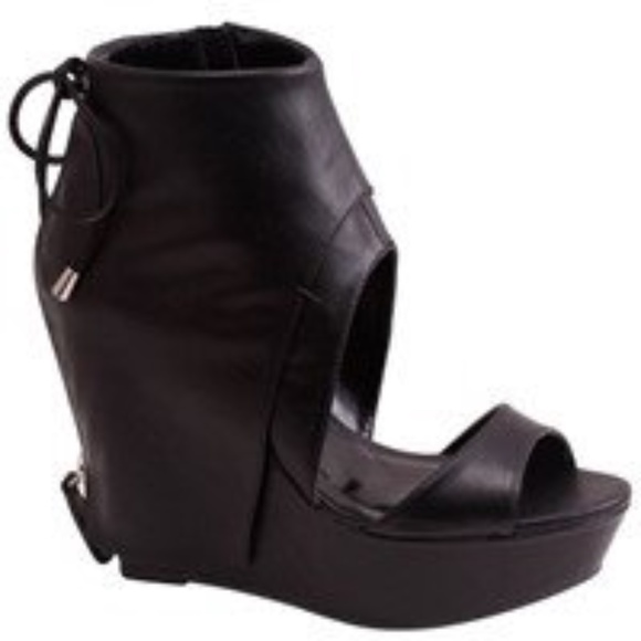 Black Faux Leather Open Toe Cuffed Bootie (NIB) - Picture 1 of 4